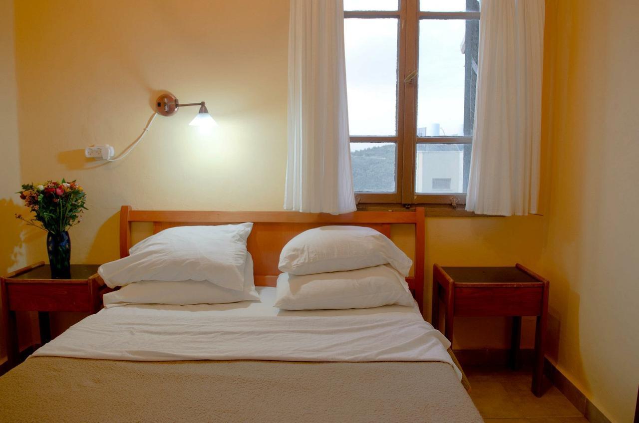 Carmel Hotel Safed Eksteriør bilde