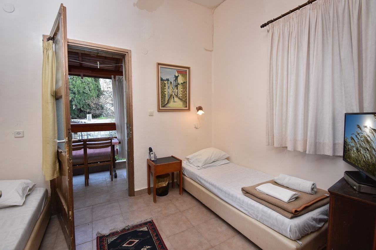 Carmel Hotel Safed Eksteriør bilde